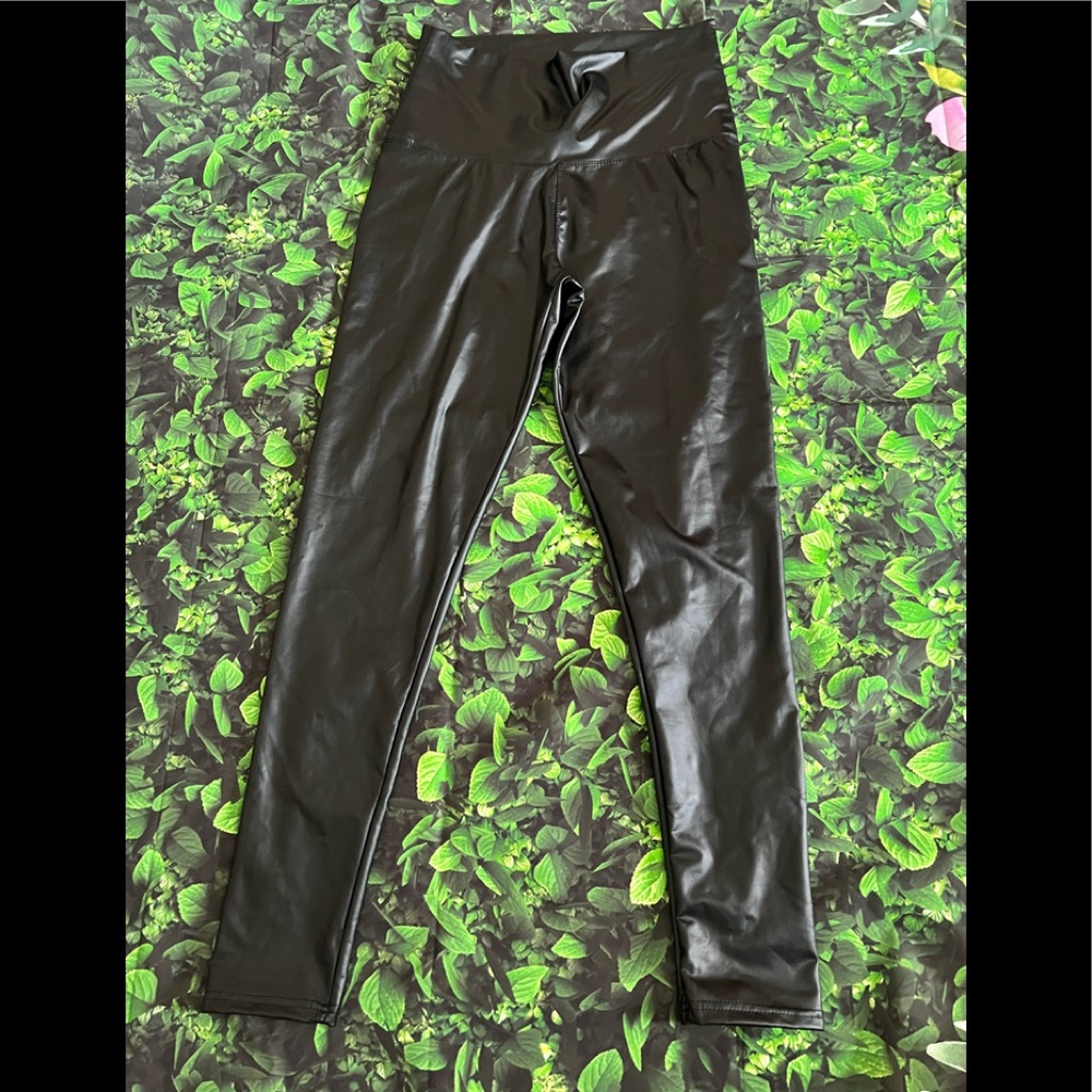 faux leather legging size M=8